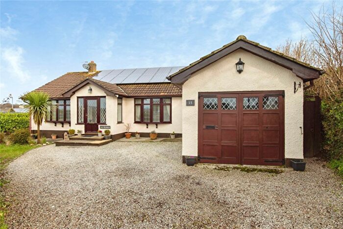 3 Bedroom Bungalow For Sale In Whitestone Road, Bodmin, Cornwall, PL31