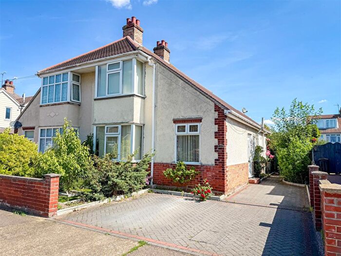 3 Bedroom Semi Detached House For Sale In Thornbury Road, Clacton-On-Sea, Essex, CO15