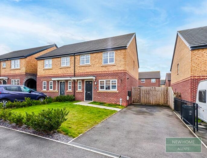 3 Bedroom Semi-Detached House For Sale In Jackfield Way, Skelmersdale, WN8