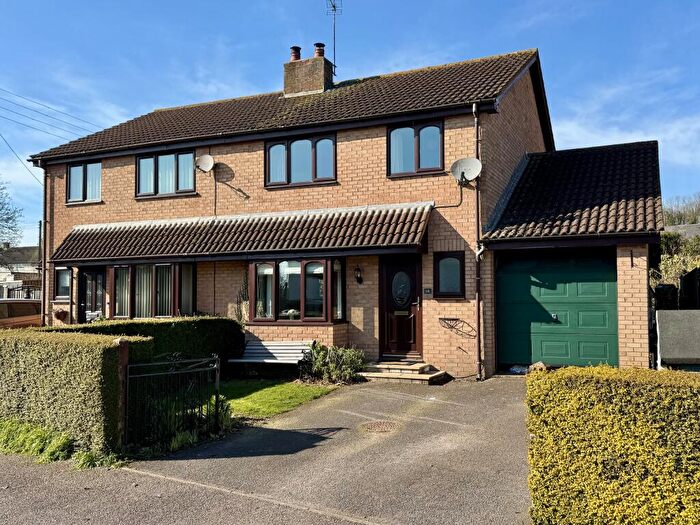 3 Bedroom Semi-Detached House For Sale In Hensons Drive, Westleigh, Tiverton, EX16