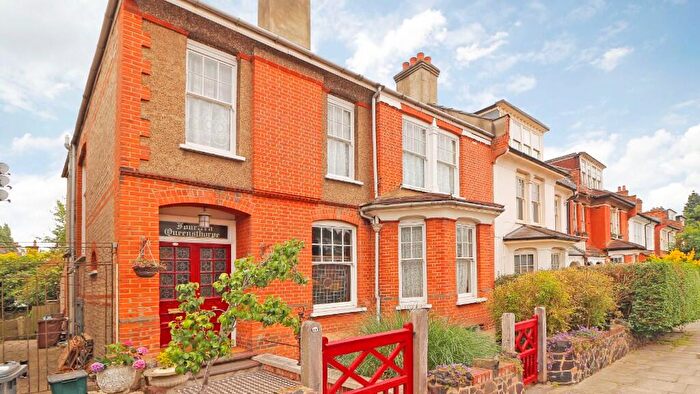 5 Bedroom End Of Terrace House For Sale In Queensthorpe Road, London, SE26