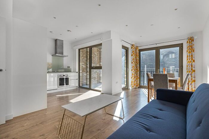 1 Bedroom Flat To Rent In Galley House, Atlantis Avenue, E16