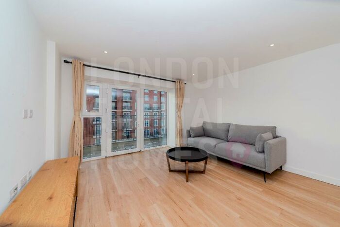2 Bedroom Apartment To Rent In Fairbank House Beaufort Square, Colindale, NW9