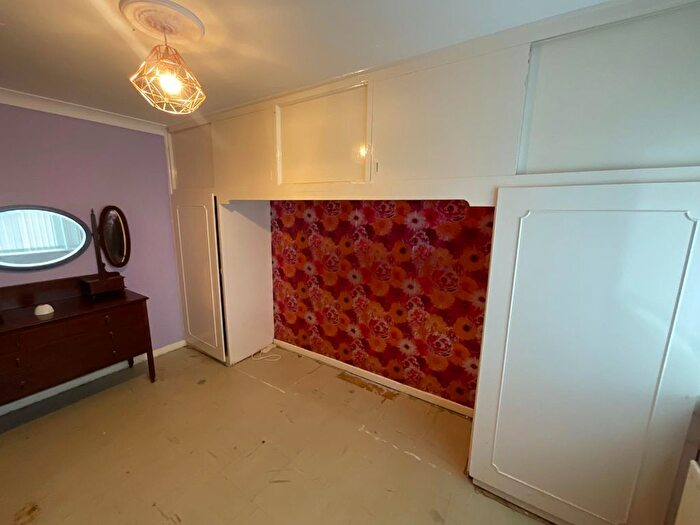 2 Bedroom Flat For Sale In Edgmond Court, Sunderland, SR2