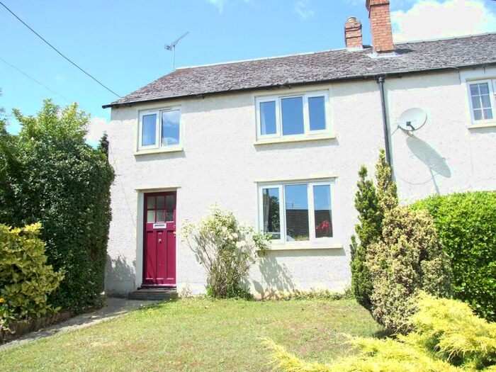 3 Bedroom End Of Terrace House To Rent In Coxwell Road, Faringdon, SN7
