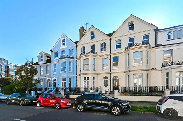 Flat For Sale In Enys Road, Eastbourne, BN21