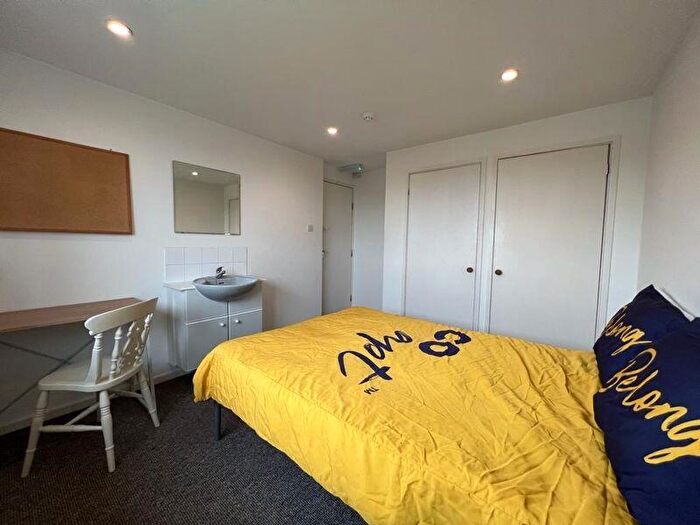 1 Bedroom Detached House To Rent In Shenfield Way, Brighton, BN1