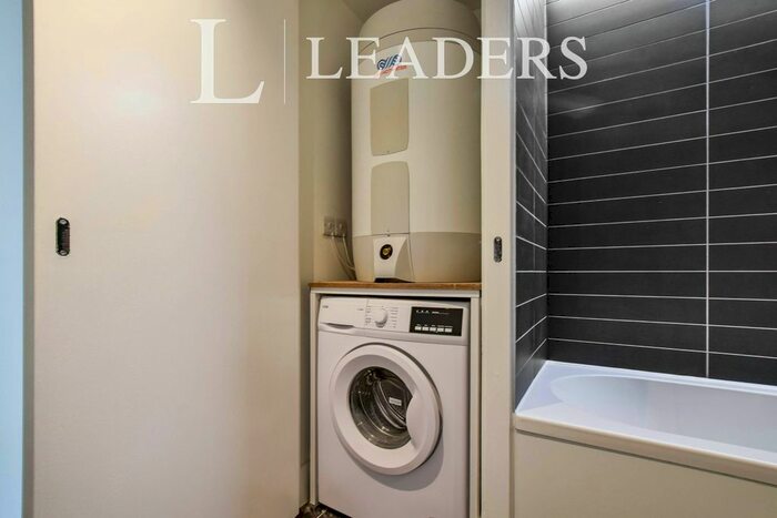 2 Bedroom Flat To Rent In Phoenix, Chapeltown Street, Manchester, M1