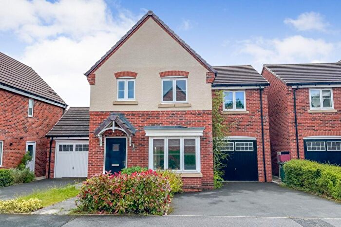 4 Bedroom Detached House For Sale In Windsor Way, Measham, Swadlincote, Derbyshire, DE12