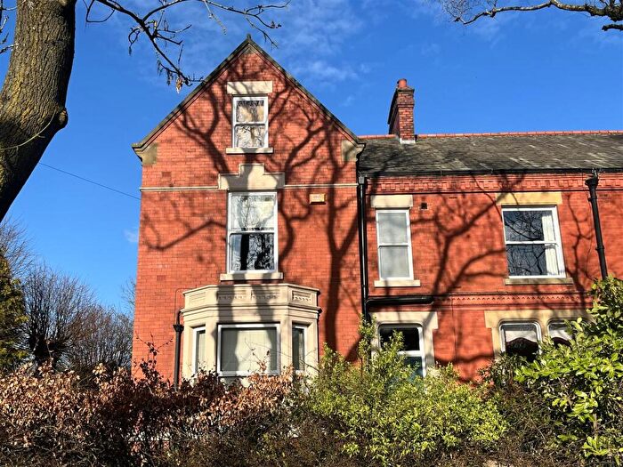 5 Bedroom Semi Detached House For Sale In Quarry Hill, Mottram Road, Stalybridge, SK15