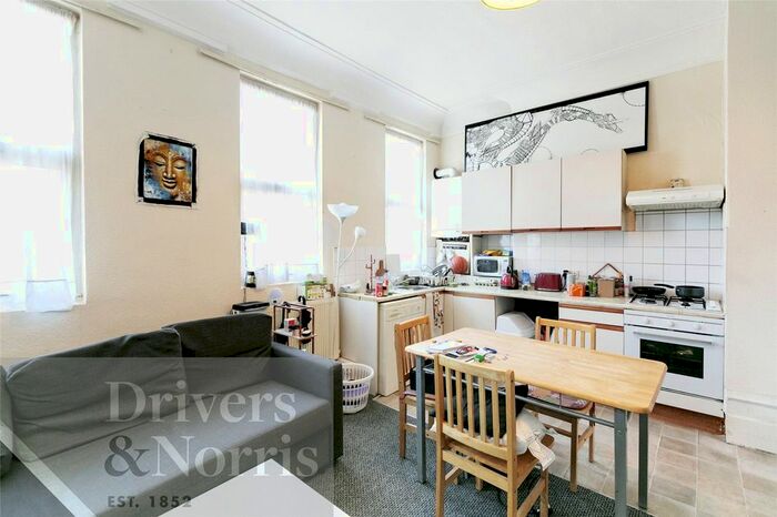 1 Bedroom Flat To Rent In Holloway Road, Archway, London, N19