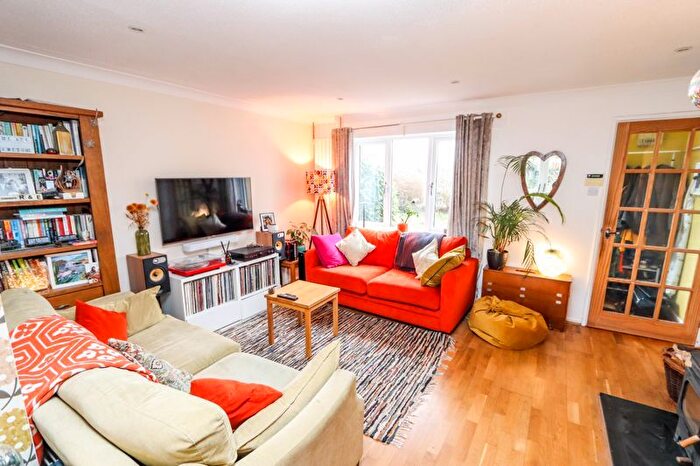 3 Bedroom Terraced House For Sale In Fosseway, Clevedon, BS21