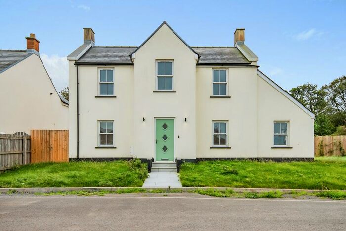 3 Bedroom Detached House For Sale In Hays Lane, Sageston, Tenby, Pembrokeshire, SA70
