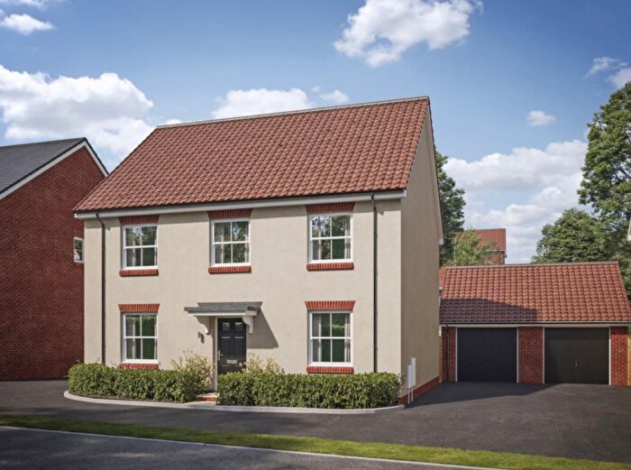 4 Bedroom Detached House For Sale In Limers Lane, Bideford, EX39