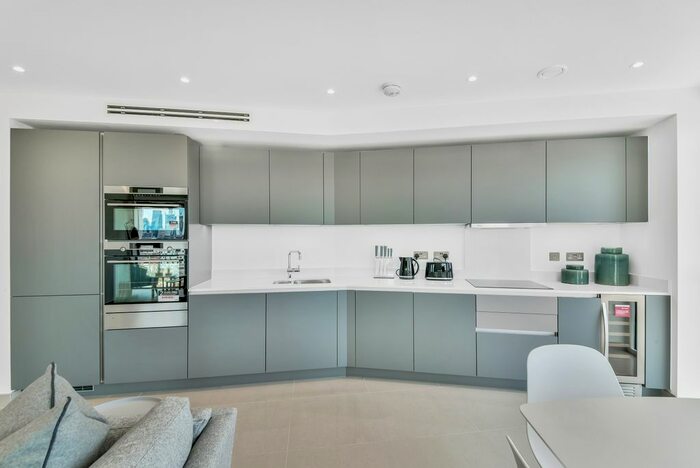 2 Bedroom Flat To Rent In Conquest Tower, Blackfriars Road, Southwark, London, SE1