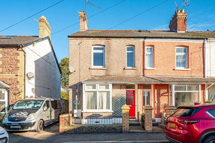 2 Bedroom End Of Terrace House For Sale In Park Crescent, Abergavenny, Monmouthshire, NP7