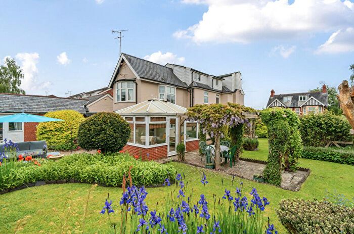 6 Bedroom Detached House For Sale In House With Annexe, Leominster, Herefordshire, HR6