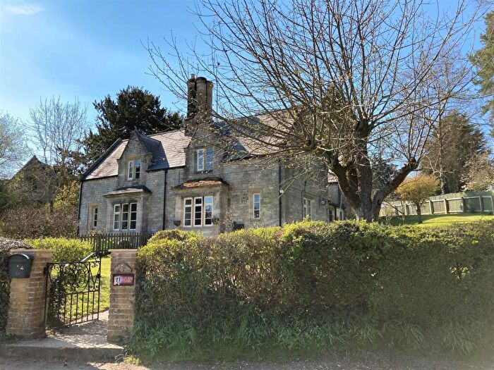 3 Bedroom Semi Detached House To Rent In Church Cottages, Stoke Rochford, Grantham, NG33