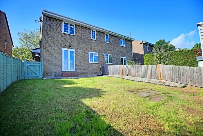 2 Bedroom Semi-Detached House To Rent In Piltdown Close, Hastings, TN34