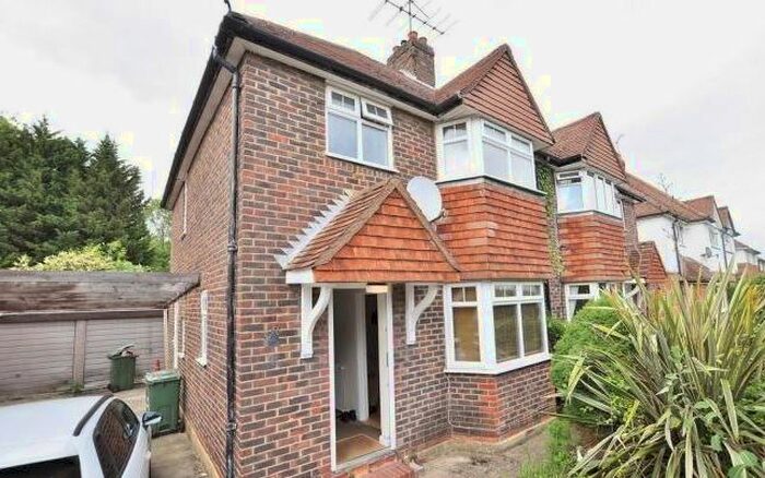 5 Bedroom Semi-Detached House To Rent In Beech Grove, Guildford, GU2