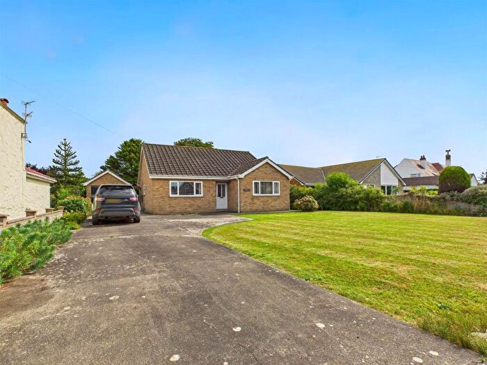 2 Bedroom Detached Bungalow For Sale In Huttoft Road, Sutton-On-Sea, LN12