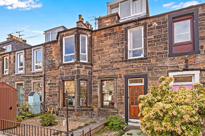 2 Bedroom Flat For Sale In Lindean Place, Leith Links, Edinburgh, EH6