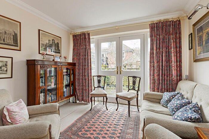 2 Bedroom Cottage For Sale In St. Marys Court, Beaconsfield, HP9