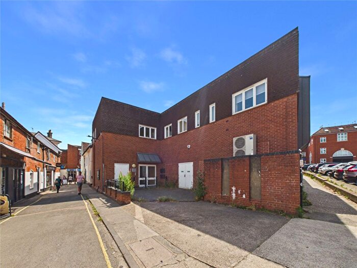 2 Bedroom Flat To Rent In New Street, Woodbridge, Suffolk, IP12