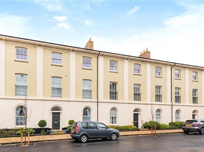 2 Bedroom Flat To Rent In Marsden Mews, Poundbury, Dorchester, DT1