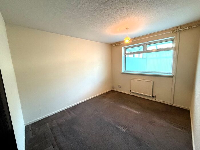 2 Bedroom Bungalow For Sale In Waterloo Close, Cardiff, CF23