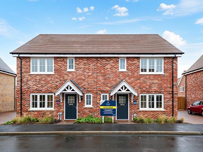 3 Bedroom Semi-Detached House For Sale In Little Green Lane, Croxley Green, Rickmansworth, WD3