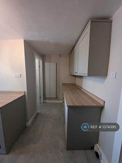 1 Bedroom Flat To Rent In Grosvenor Street, Cheltenham, GL52