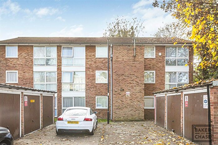 2 Bedroom Flat To Rent In All Saints Close, London, N9