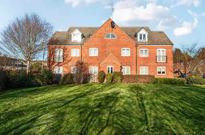 2 Bedroom Apartment For Sale In St. Barbaras Close, Ashchurch, Tewkesbury, GL20