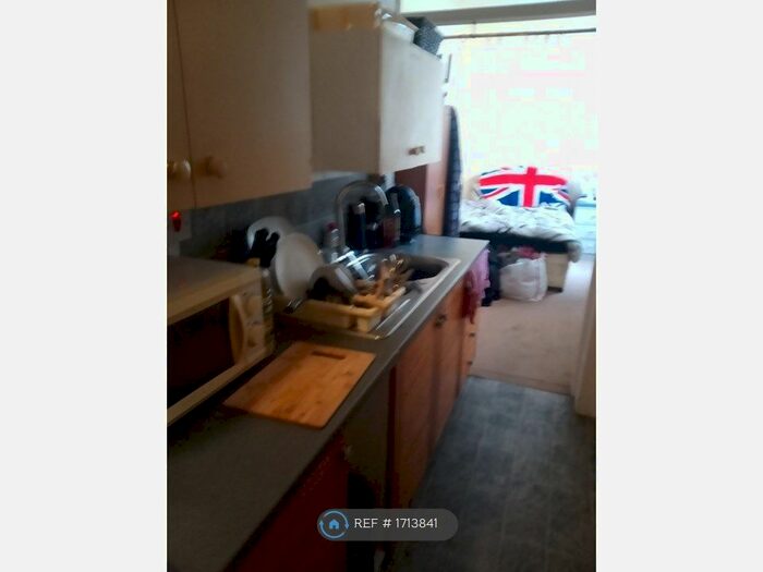 1 Bedroom Flat To Rent In St James, Exeter, EX4