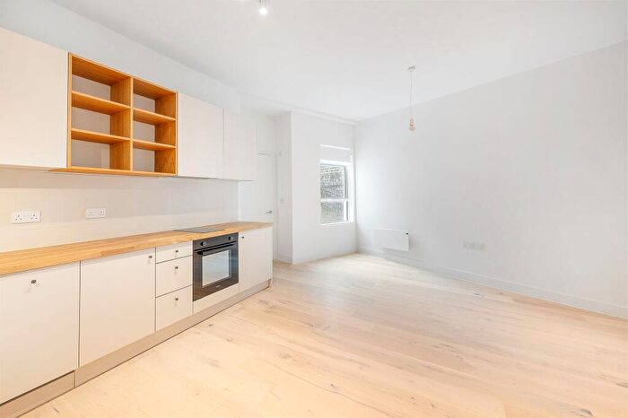 1 Bedroom Flat To Rent In Westgate Street, London, E8