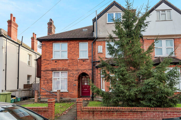 1 Bedroom Apartment To Rent In Highland Road, Bromley -, BR1