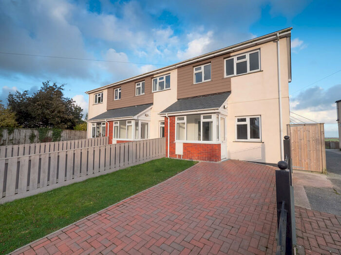 3 Bedroom End Of Terrace House To Rent In Week St. Mary, Holsworthy, EX22