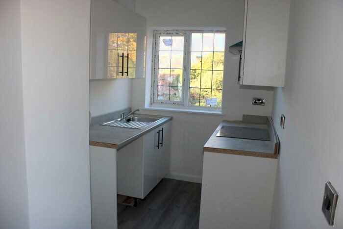 1 Bedroom Flat To Rent In The Nook, Calverton, Nottingham, NG14