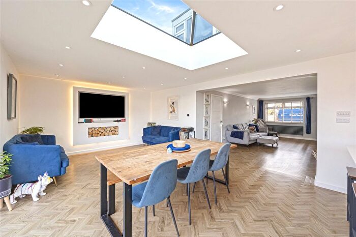 4 Bedroom Detached House For Sale In Boundstone Lane, Lancing, West Sussex, BN15