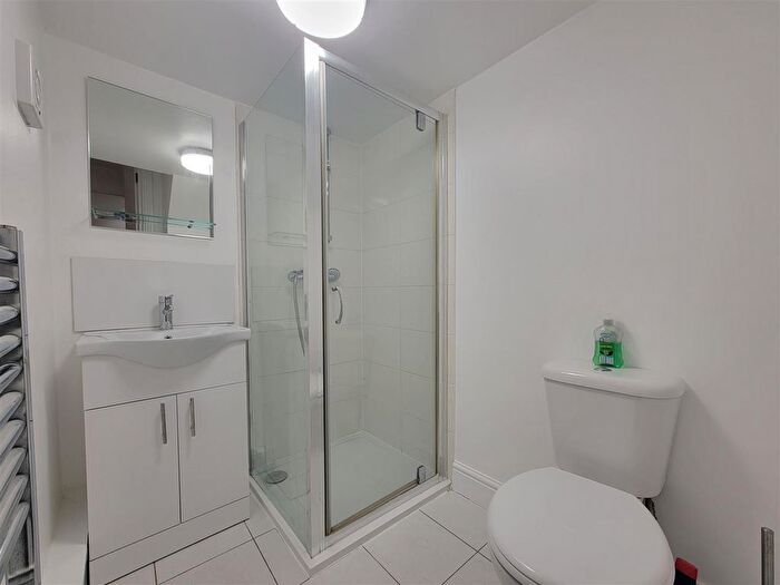 1 Bedroom Flat To Rent In Umfreville Road, Hornsey, N4