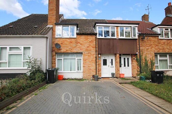 3 Bedroom Terraced House For Sale In Salesbury Drive, Billericay, CM11