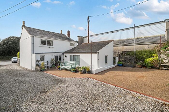 4 Bedroom Detached House For Sale In Helston, Stone Fronted Detached Home, TR13