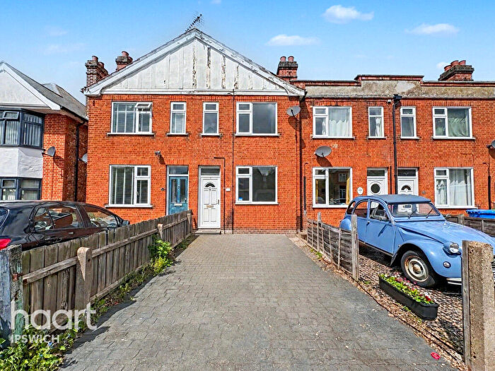 2 Bedroom Terraced House For Sale In Tuddenham Avenue, Ipswich, IP4