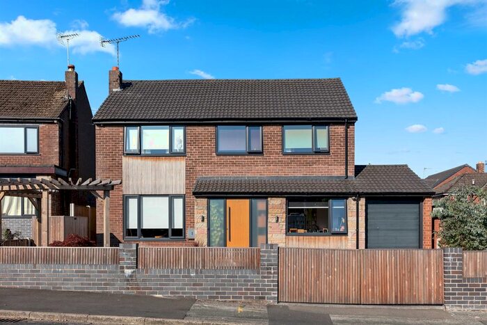 4 Bedroom Detached House For Sale In Greenwood Road, Lymm, WA13