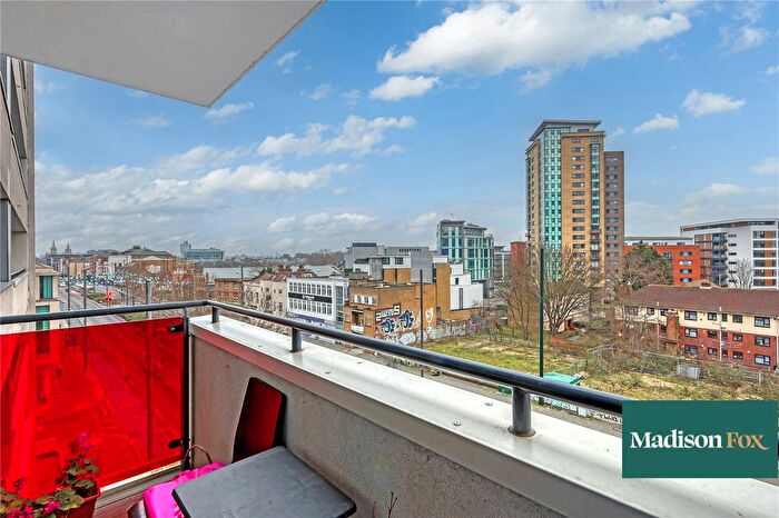 1 Bedroom Flat To Rent In Ward Road, London, E15