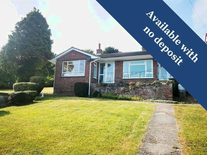 3 Bedroom Detached Bungalow To Rent In Goodwin Road, St. Margarets Bay, CT15