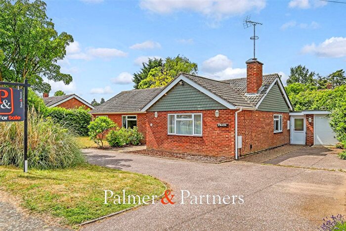 3 Bedroom Bungalow For Sale In High Road, Layer-De-La-Haye, Colchester, Essex, CO2