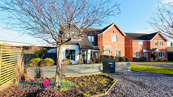 3 Bedroom Semi-Detached House For Sale In St. Helens Drive, Seaham, Durham, SR7