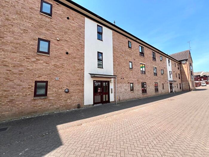 1 Bedroom Apartment For Sale In Standside, St. James, Northampton, NN5